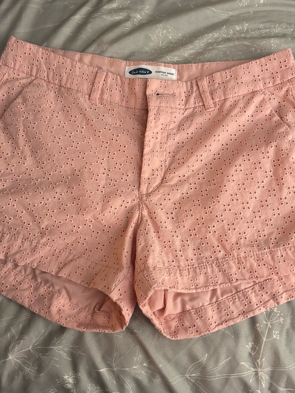 Old Navy Light Pink Everyday Mid-Rise Shorts